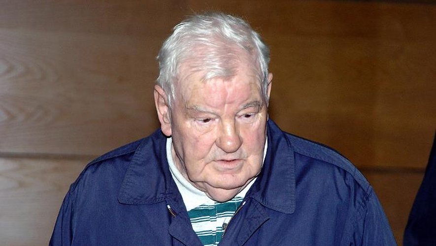 Emile Louis le 22 mars 2004, à la cour d'assises du Var à Draguignan