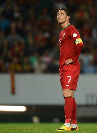 Cristiano Ronaldo lors du match du Portugal contre Israël en phase de poules des éliminatoires au Mondial-2014, le 11 octobre 2013 à Lisbonne