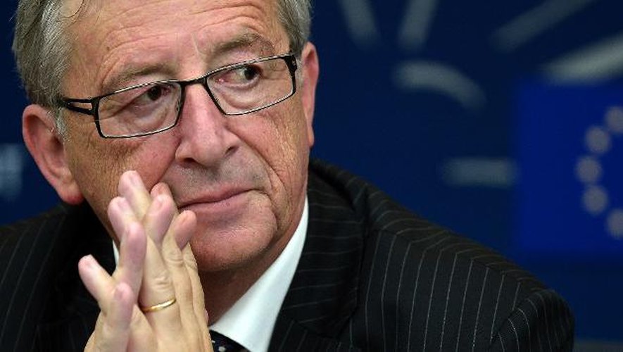 Le Luxembourgois Jean-Claude Juncker élu président de la Commission européenne le 15 juillet 2014, au Parlement européen à Strasbourg, dans l'est de la France