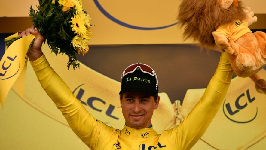 Le Slovaque Peter Sagan, vainqueur de la 2e étape du Tour de France et nouveau maillot jaune, le 3 juillet 2016 à Cherbourg