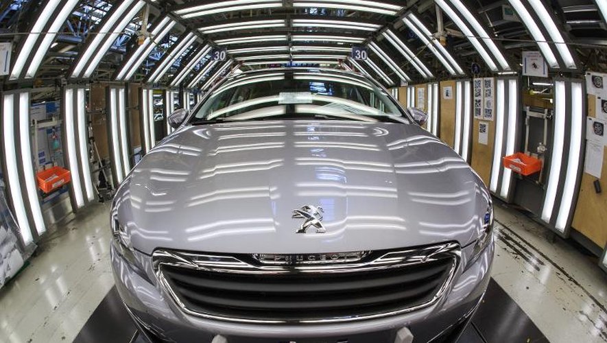 Le groupe automobile PSA Peugeot Citroën a annoncé une hausse de 5,5% de ses ventes mondiales au premier semestre
