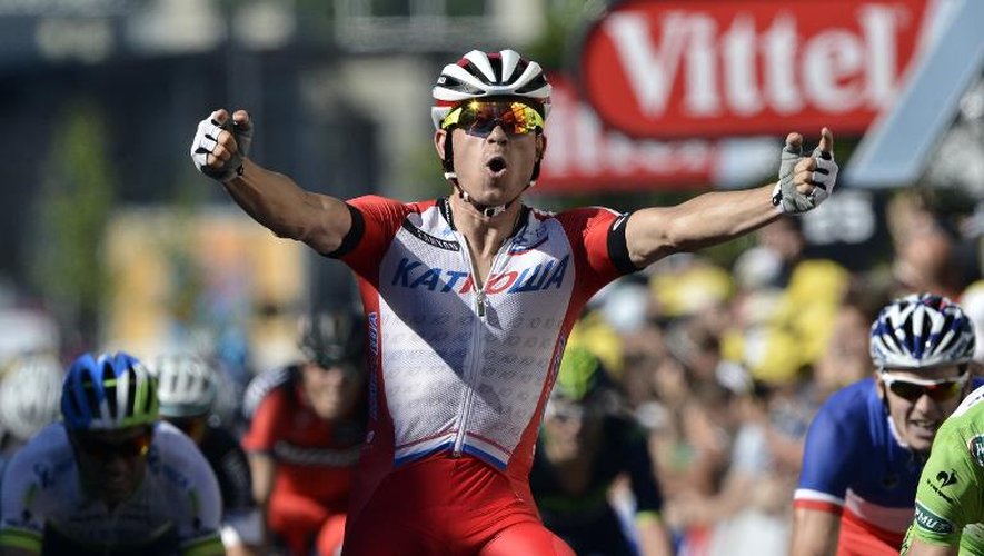 Le Norvégien Alexander Kristoff (Katusha), vainqueur de la 12e étape du Tour de France, le 17 juillet 2014 à Saint-Etienne