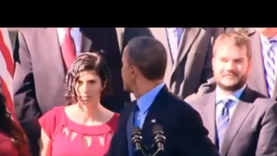 VIDEO Obama super sexy ! Une femme enceinte fait un malaise pendant son discours...