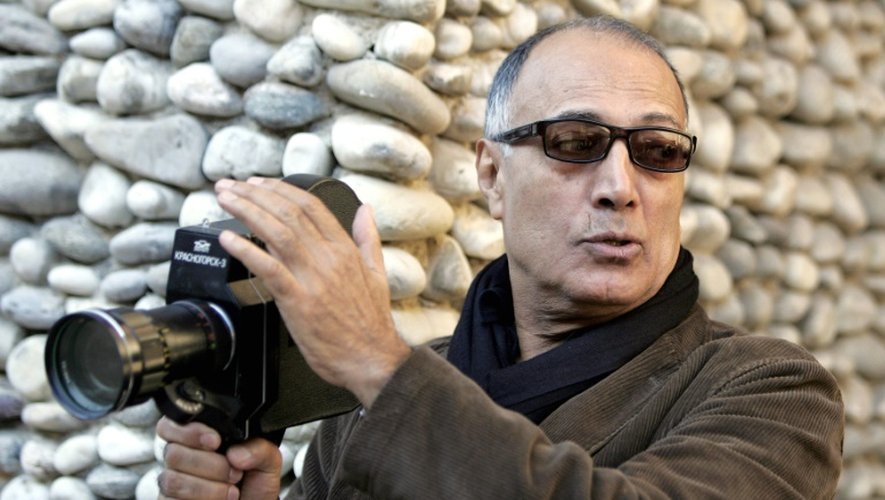 Le réalisateur iranien Abbas Kiarostami à Nice dans le sud de la France, le 4 décembre 2007