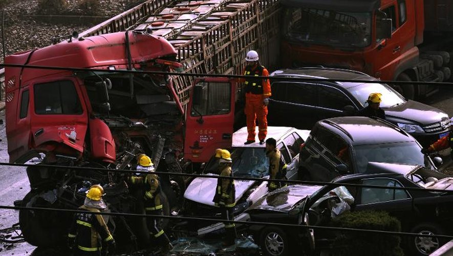 Un accident de la route en Chine le 26 novembre 2012 à Tai'an