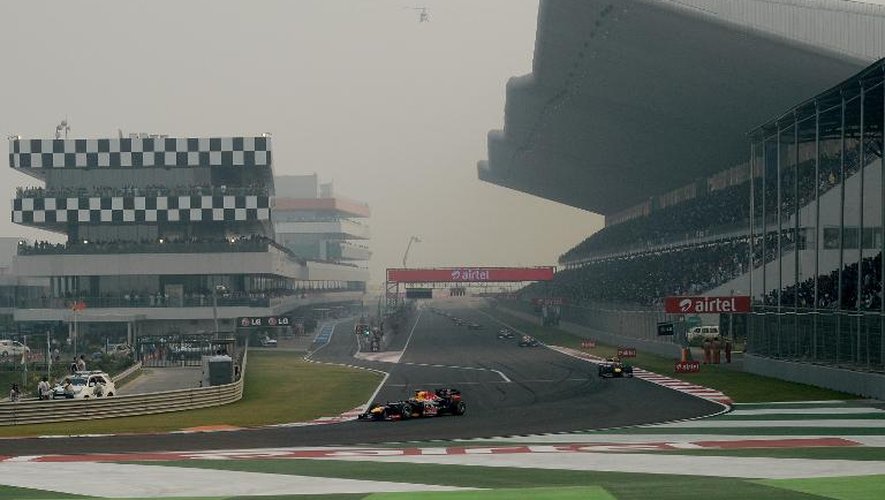 La ligne droite d'arrivée du GP d'Inde, le 28 octobre 2012, près de New Delhi