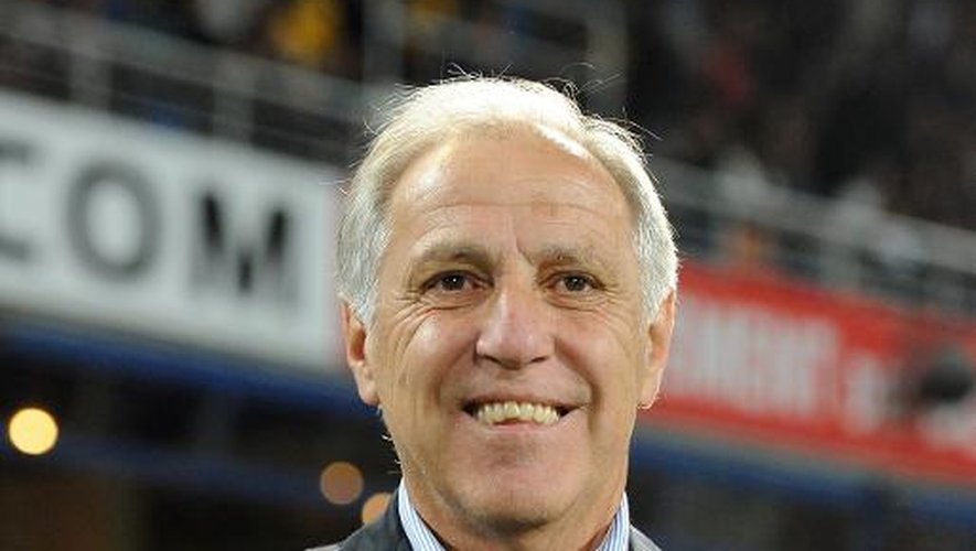 René Girard, l'entraîneur de Lille, pendant le match de Ligue 1 contre Montpellier le 19 octobre 2013 à La Mosson