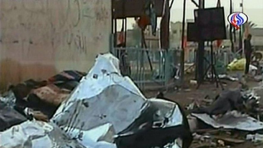 Capture d'écran d'Al-Alam TV en date du 15 décembre 2010 d'un attentat suicide à Chabahar