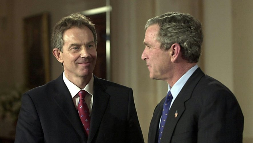 Le Premier ministre britannique Tony Blair et le président américain George W. Bush à la Maison-Blanche le 31 janvier 2003