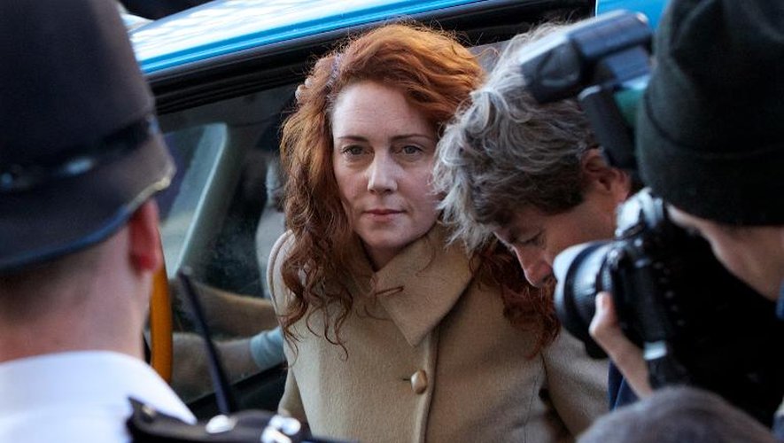 L'ex-rédactrice en chef de News of the World Rebekah Brooks arrive au procès à Londres, le 28 octobre 2013