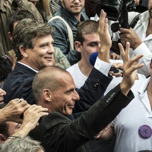 Yanis Varoufakis et Arnaud Montebourg à la Fête de la Rose le 23 août 2015 à Frangy-en-Bresse