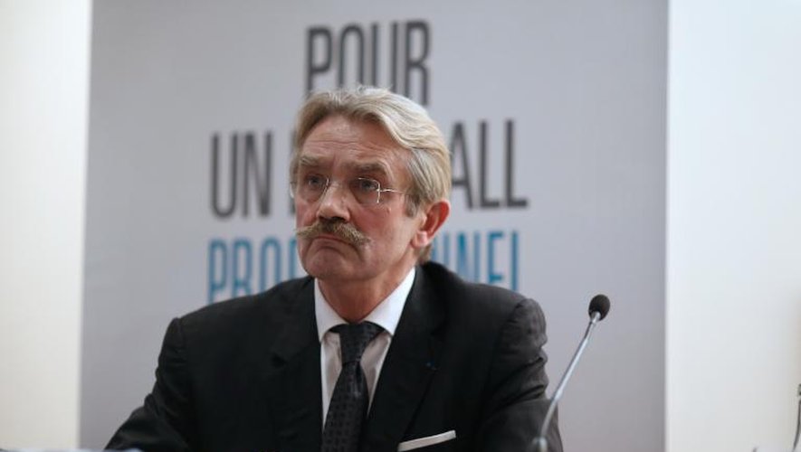 Le président de la Ligue de football professionnel (LFP) Frédéric Thiriez lors d'une conférence de presse le 24 octobre 2013 à Paris