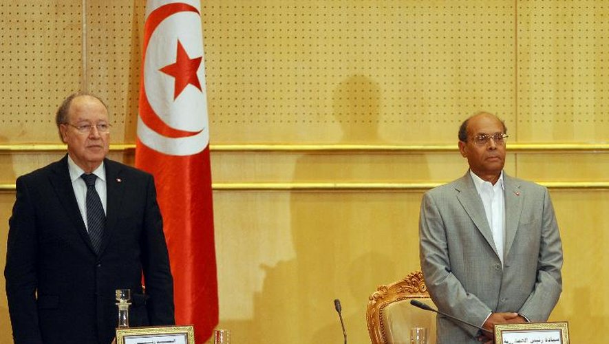 Le président tunisien Moncef Marzouki (d) et le président de l'Assemblée constituante Mustapha Ben Jaafar, le 29 octobre 2013 à Tunis
