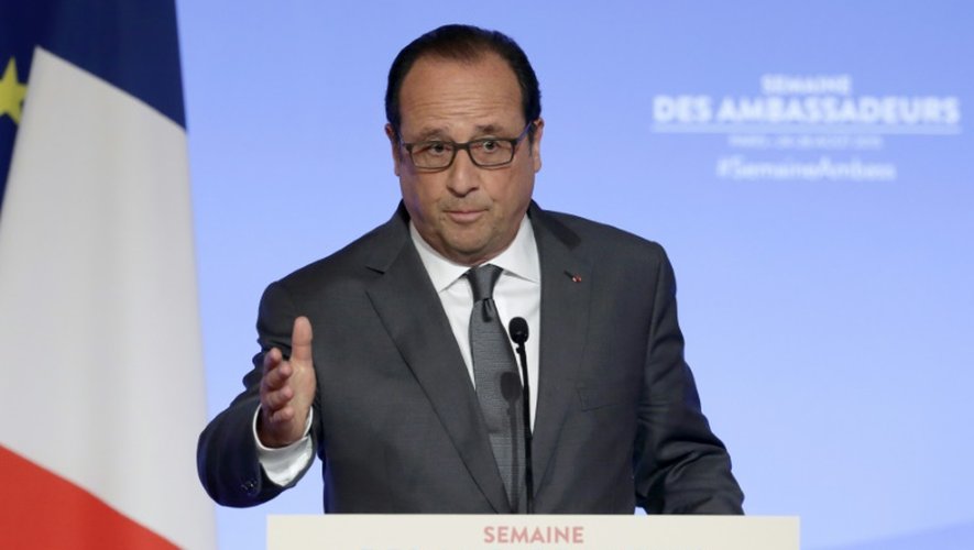François Hollande s'adresse à la conférence des ambassadeurs, le 25 août 2015 au palais de l'Elysée, à Paris