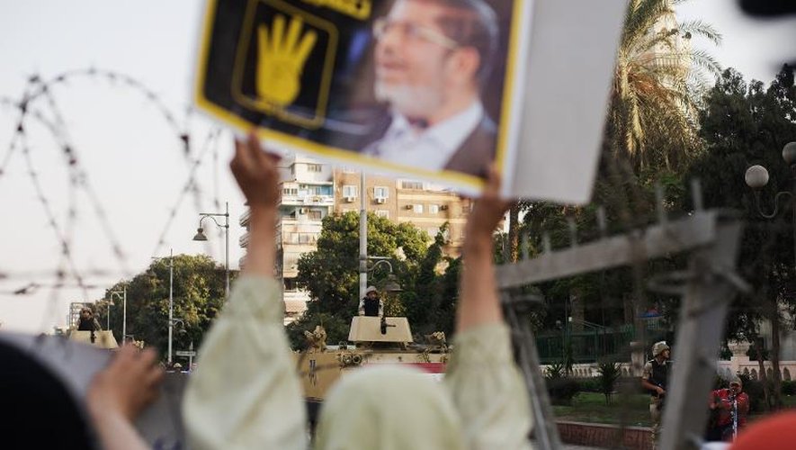 Manifestation de partisans du président islamiste déchu Mohamed Morsi au Caire le 1er novembre 2013