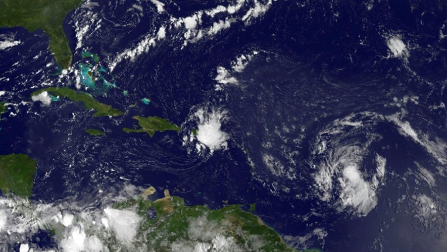 Image satellite fournie par la NASA
en date du 24 août 2015 de la tempête Erila au dessus de l'océan atlantique