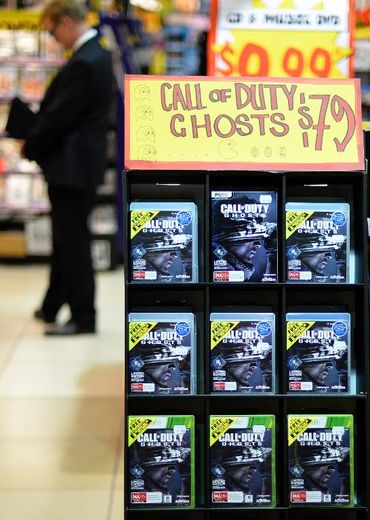 Des exemplaires du jeu "Call of Duty" en vente à Sydney, le 5 novembre 2013