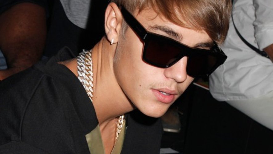 Justin Bieber filmé par une brésilienne après une nuit d&#039;amour ? Prostituée, flirt, simple fan ? VIDEO