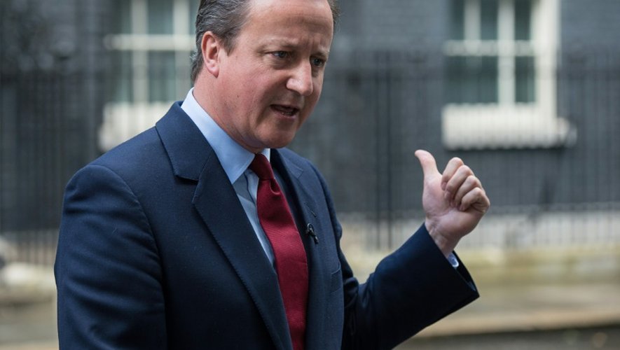 Le Premier ministre britannique démissionnaire David Cameron devant le 10 Downing Street, le 11 juillet 2016 à Londres