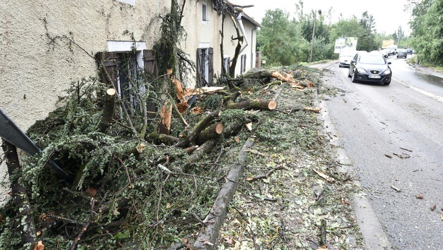 Une maison endommagée par les orages le 1er septembre 2015 à Montauban