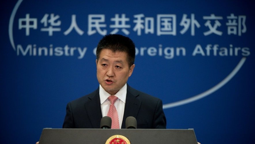 Lu Kang, porte-parole du ministère chinois des Affaires étrangères, lors d'un point-presse, le 13 juillet 2016