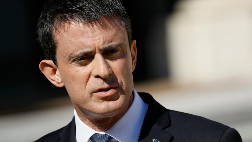 Le Premier ministre Manuel Valls à l'issue du conseil de défense le 15 juillet 2016 à l'Elysé à Paris