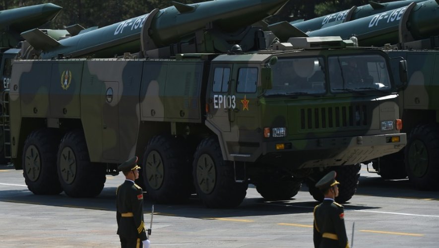 Des missiles chinois DF-21D lors du défilé militaire organisé le 3 septembre 2015 à Pékin pour le 70e anniversaire de la victoire contre le Japon