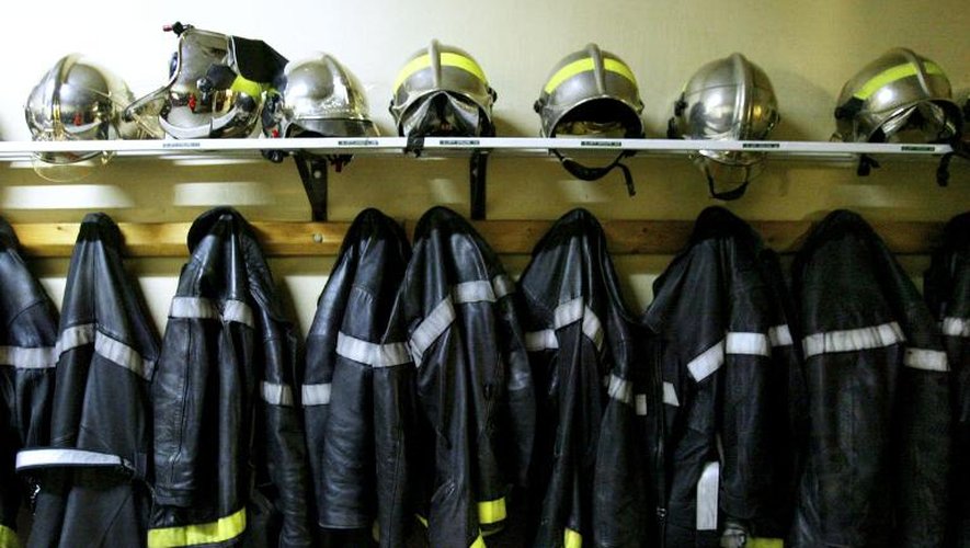 Des tenues de pompiers