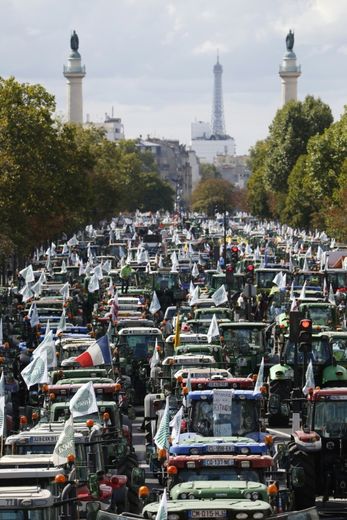 Convoi de tracteurs le 3 septembre 2015 à Paris