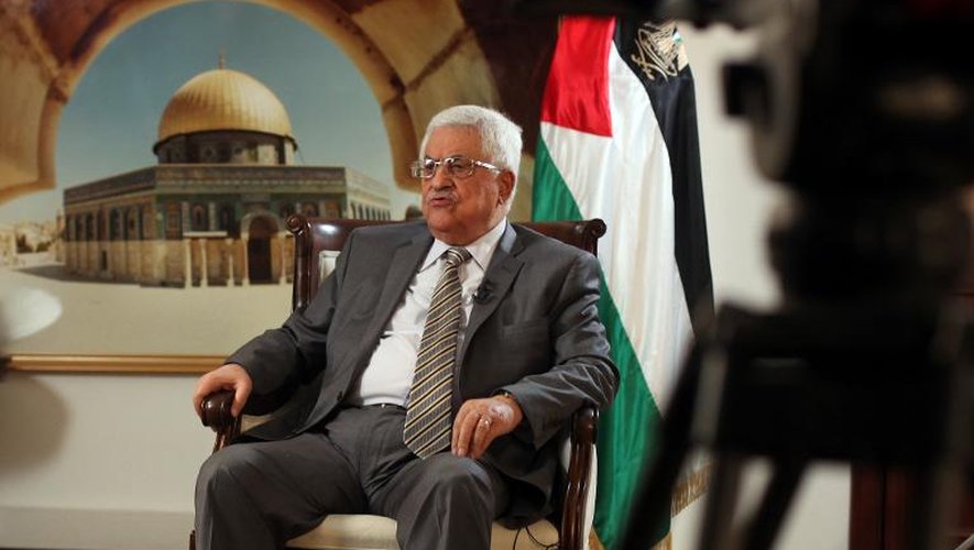 Mahmoud Abbas lors d'une interview exclusive avec l'AFP, le 17 novembre 2013 à la Mouqataa, siège de la présidence à Ramallah