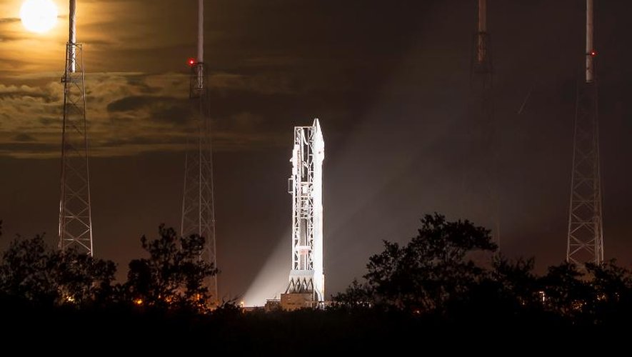 La fusée Atlas V, qui doit lancer la sonde Maven, sur son pas de tir à Cap Canaveral en Floride, le 17 novembre 2013