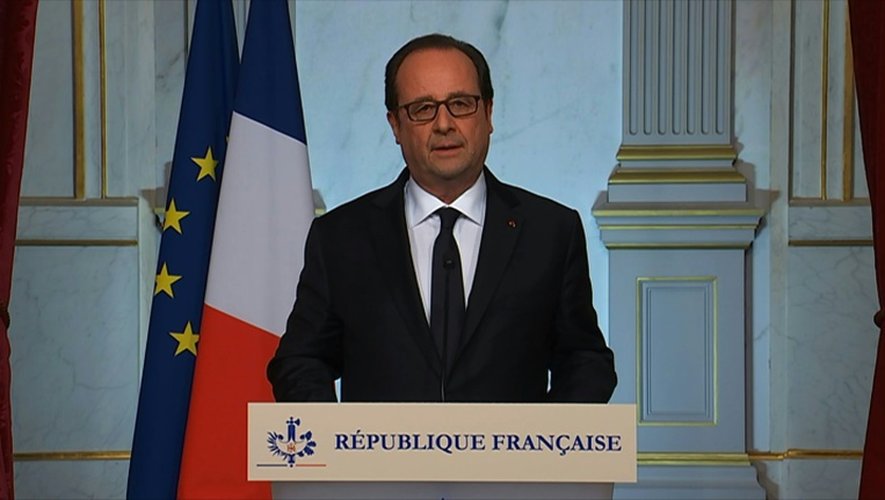 Image tirée d'une vidéo de TF1 montrant le président François Hollande à l'Elysées, le 15 juillet 2016