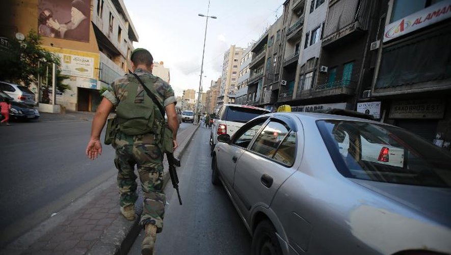 Un soldat libanais dans une rue de Beyrouth