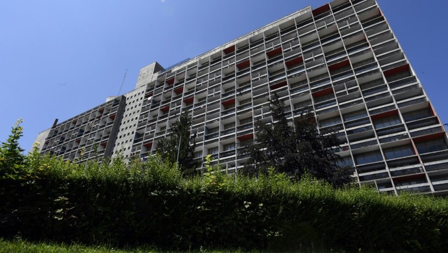 Vue d'un immeuble, le 1er juillet 2016, du quartier de Firminy construit par Le Corbusier dans les années 50, près de Saint-Etienne (Loire)