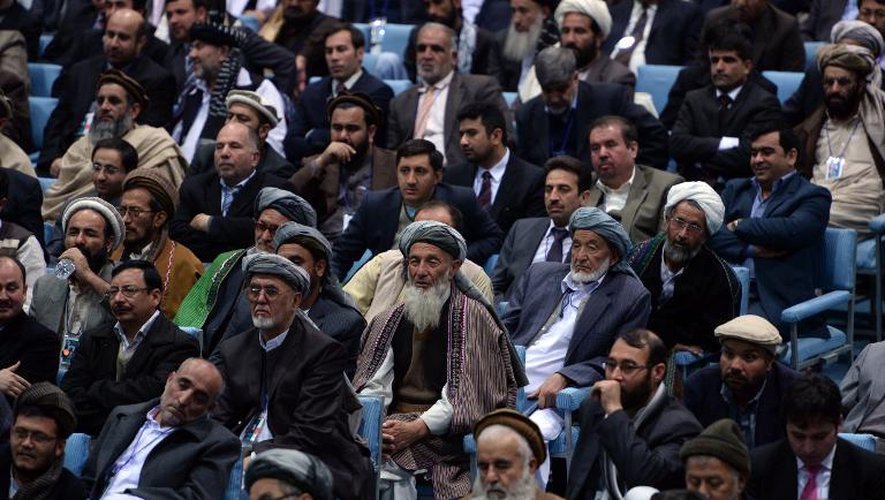 Des participants à la Loya Jirga réunis à Kaboul, le 21 novembre 2013 en Afghanistan