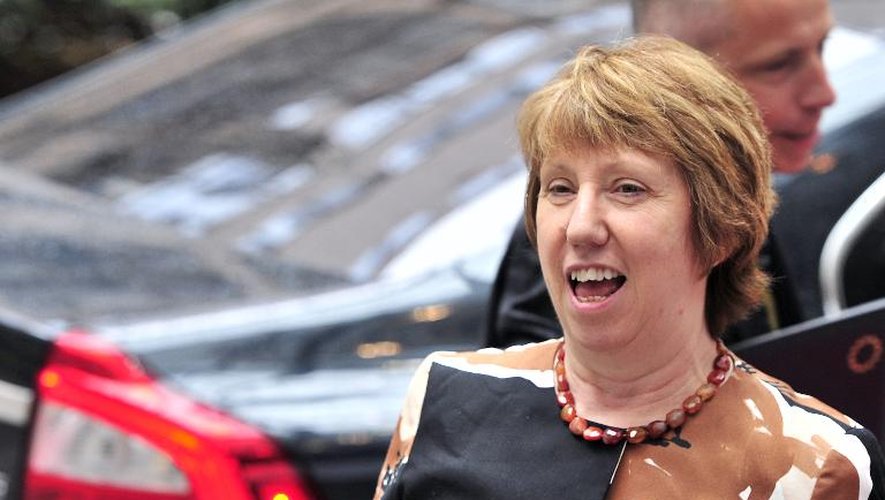 Catherine Ashton, la chef de la diplomatie européenne, lors d'une réunion extraordinaire des ministres européens des Affaires étrangères, le 15 août 2014 à Bruxelles