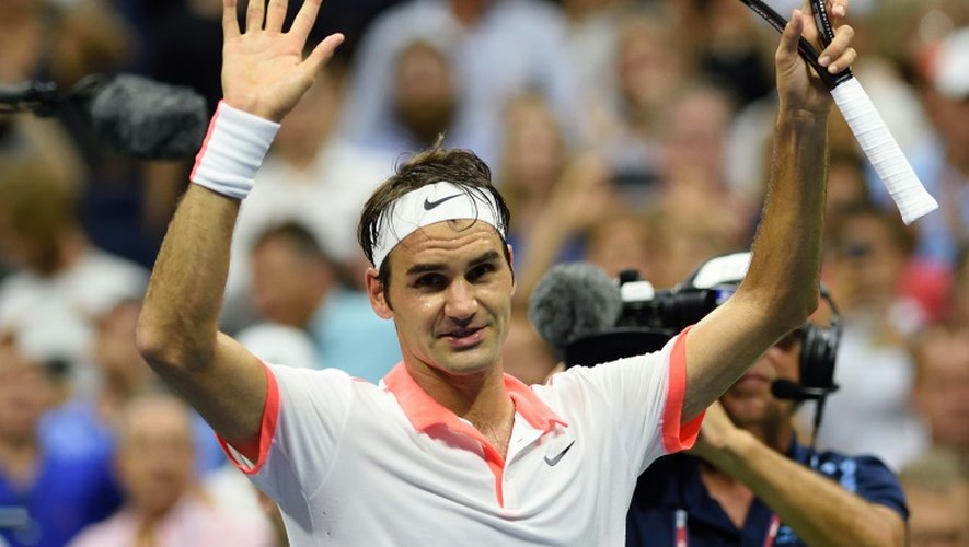 Le Suisse Roger Federer, N°2 mondial, lors du match de l'US Open contre le Français Richard Gasquet, le 9 septembre 2015 à New York