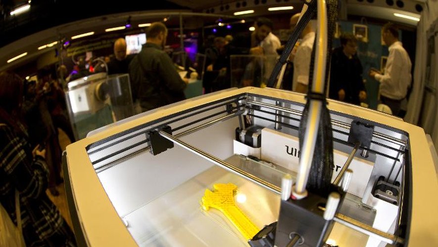Une imprimante 3D exposée à Paris, le 15 novembre 2013