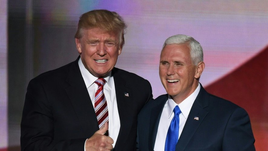 Le candidat républicain Donald Trump et son co-listier Mike Pence, lors de la convention républicaine à Cleveland, le 20 juillet 2016