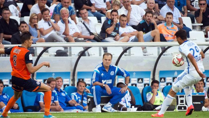 L'entraîneur de l'OM Marcelo Bielsa, lors du match contre Montpellier, le 17 août 2014 au Vélodrome