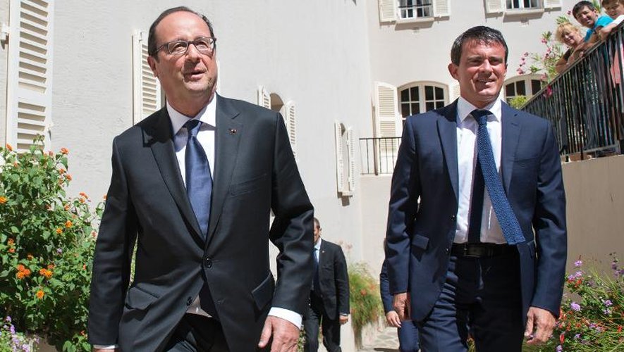 François Hollande et Manuel Valls, Président et Premier ministre, ensemble au Fort de Brégançon le 15 aout 2014 pour une rencontre de travail