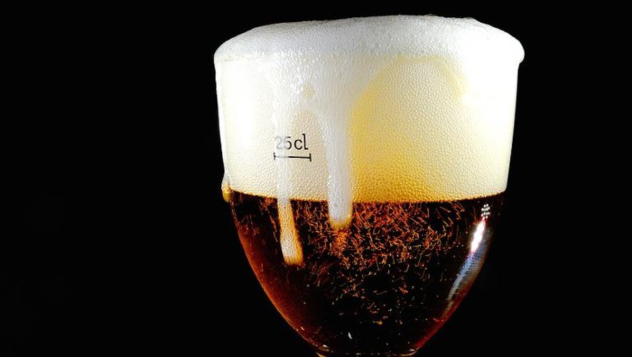 En 1998, le plaisir de la "Première gorgée de bière" avait été popularisé par l'écrivain Philippe Delerm dans un ouvrage qui a remporté un grand succès. Aujourd'hui, le Nord-Pas de calais veut faire redécouvrir la bière comme un "patrimoine" régional