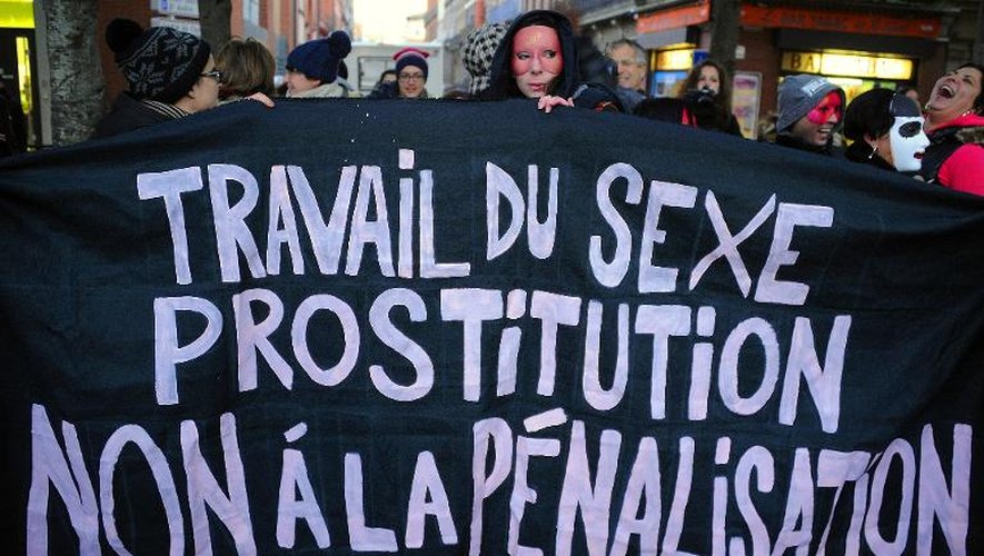 Manifestation contre la pénalisation de la prostitution, le 27 novembre 2013 à Toulouse