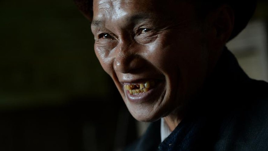 Le chaman chinois Zhao Fucheng, 74 ans, le 3 février 2014, dans son village de Qiuka dans la province de Guangxi