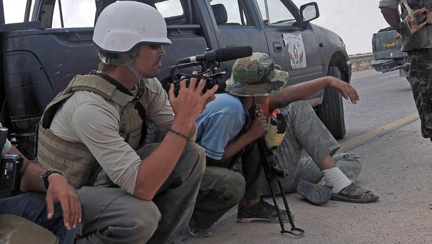 James Foley (G) le 29 septembre 2011 à Sirte en Syrie