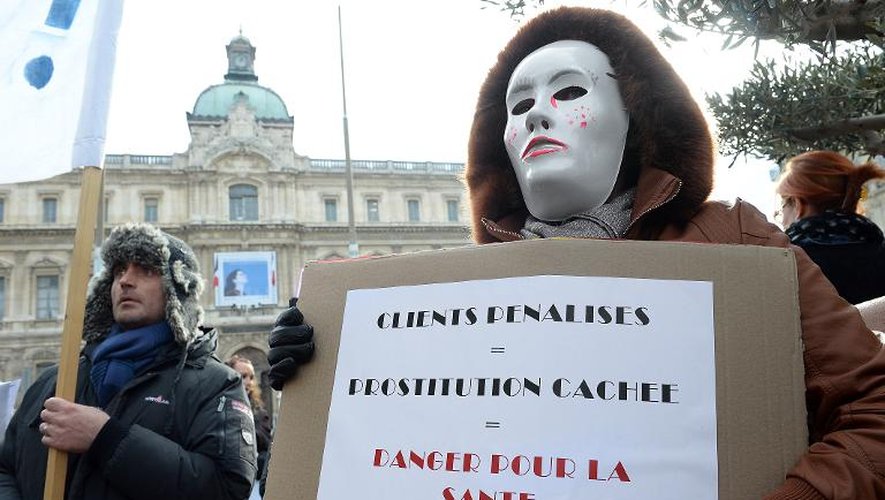 Manifestation contre la pénalisation des clients des prostituées, le 27 novembre 2013 à Marseille