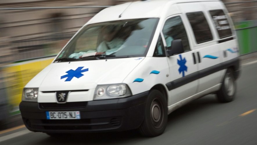 Un car transportant des adolescents britanniques s'est renversé samedi matin sur l'autoroute A39 dans le Jura