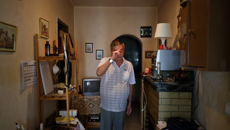 Antonio Melo dans son appartement du quartier Alfama à Lisbonne, le 29 juin 2016