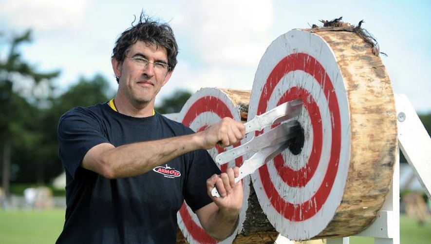 Pierre Cazoulat, organisateur des championnats du monde du lancer de couteaux et de haches en Bretagne à Callac le 23 août 2014