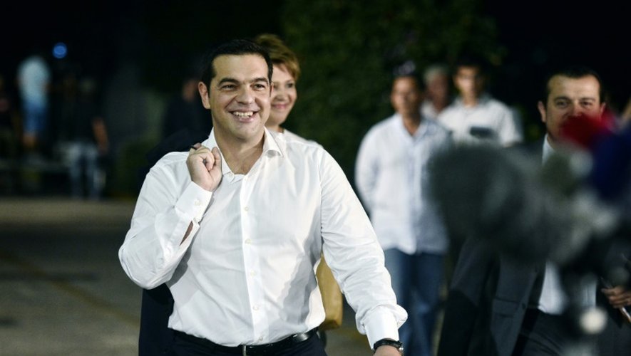L'ancien Premier ministre grec Alexis Tsipras à son arrivée à un débat télévisé le 14 septembre 2015 à Athènes